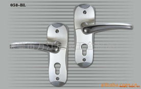 東莞市萬江巨豪五金制品廠的塑膠制品業(yè)務(wù)概述